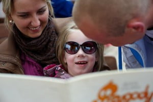 czytanie książeczki