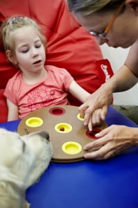 gdzie schowałam jedzonko?... :) Michałkowo, ćwiczenia, rehabilitacja, turnus, dogoterapia