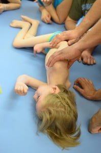 obrót  vojta, kurs we Wrocławiu, fundacja promyk słońca wrocław, julkaimy, rehabilitacja, terapia,