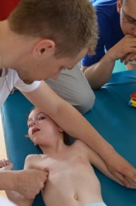 i w końcu ktoś znajomy :)  vojta, kurs we Wrocławiu, fundacja promyk słońca wrocław, julkaimy, rehabilitacja, terapia,