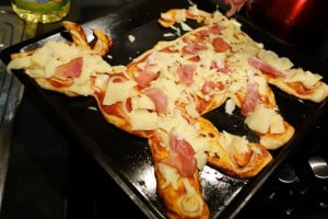 :) pizza pies